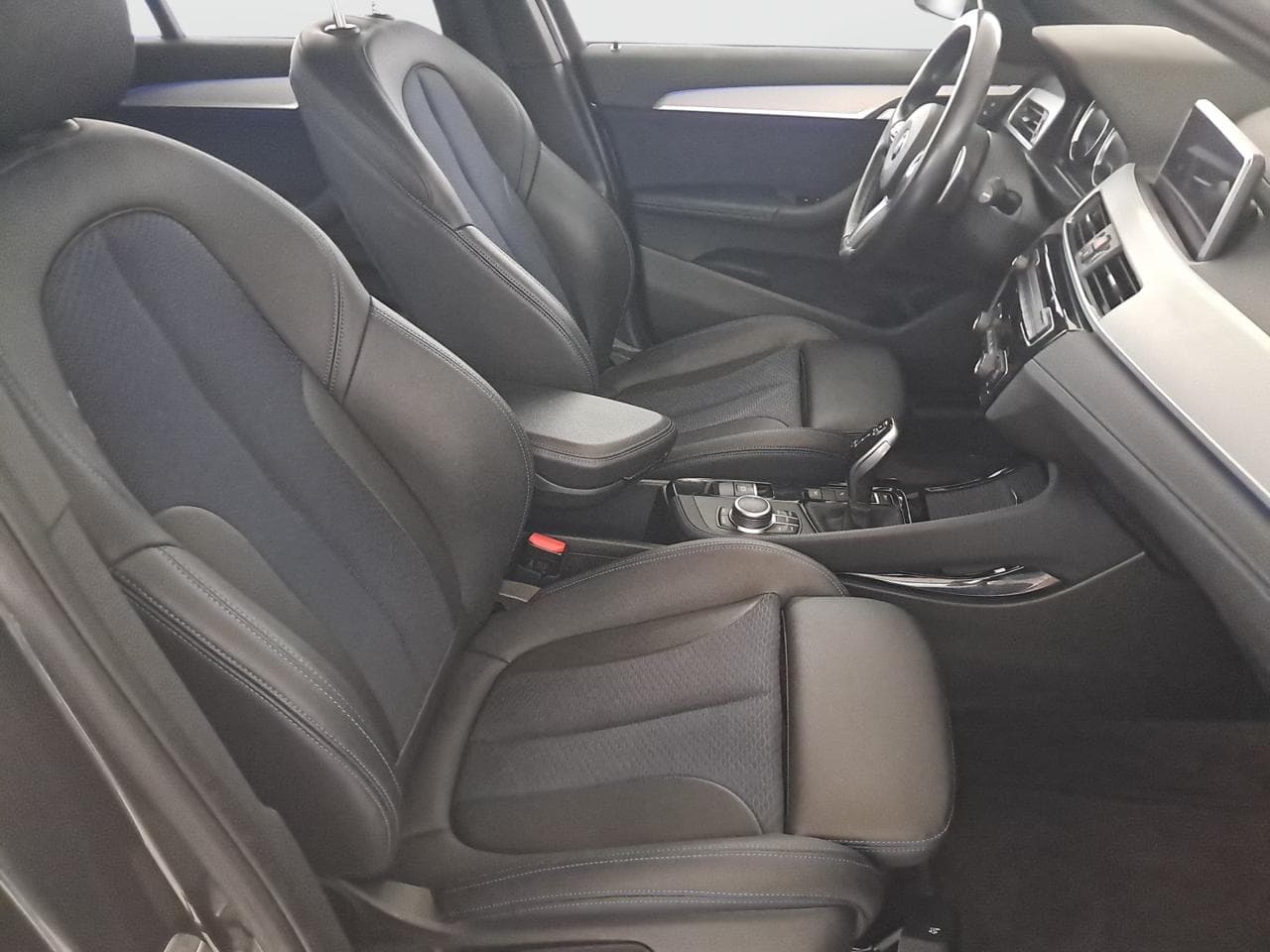 2019 BMW X1 - 23