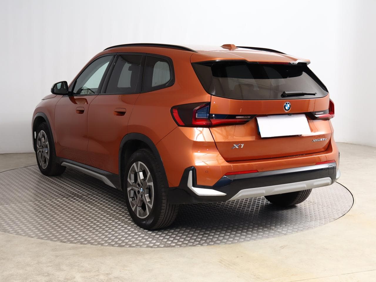 2023 BMW X1 - 5