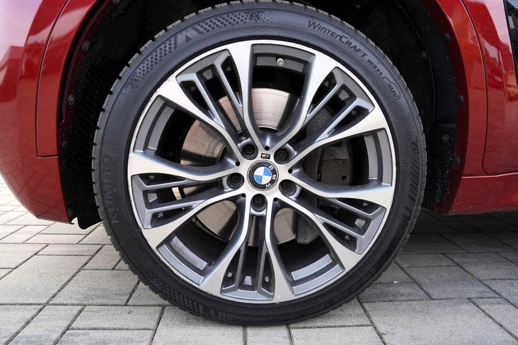 2015 BMW X6 - 15