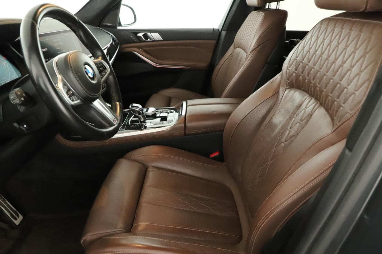 2022 BMW X7 - 13