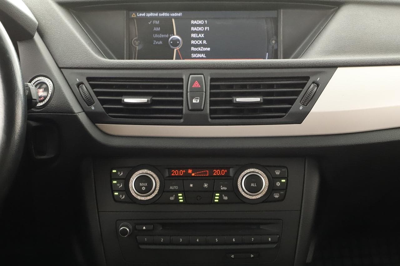 2010 BMW X1 - 12