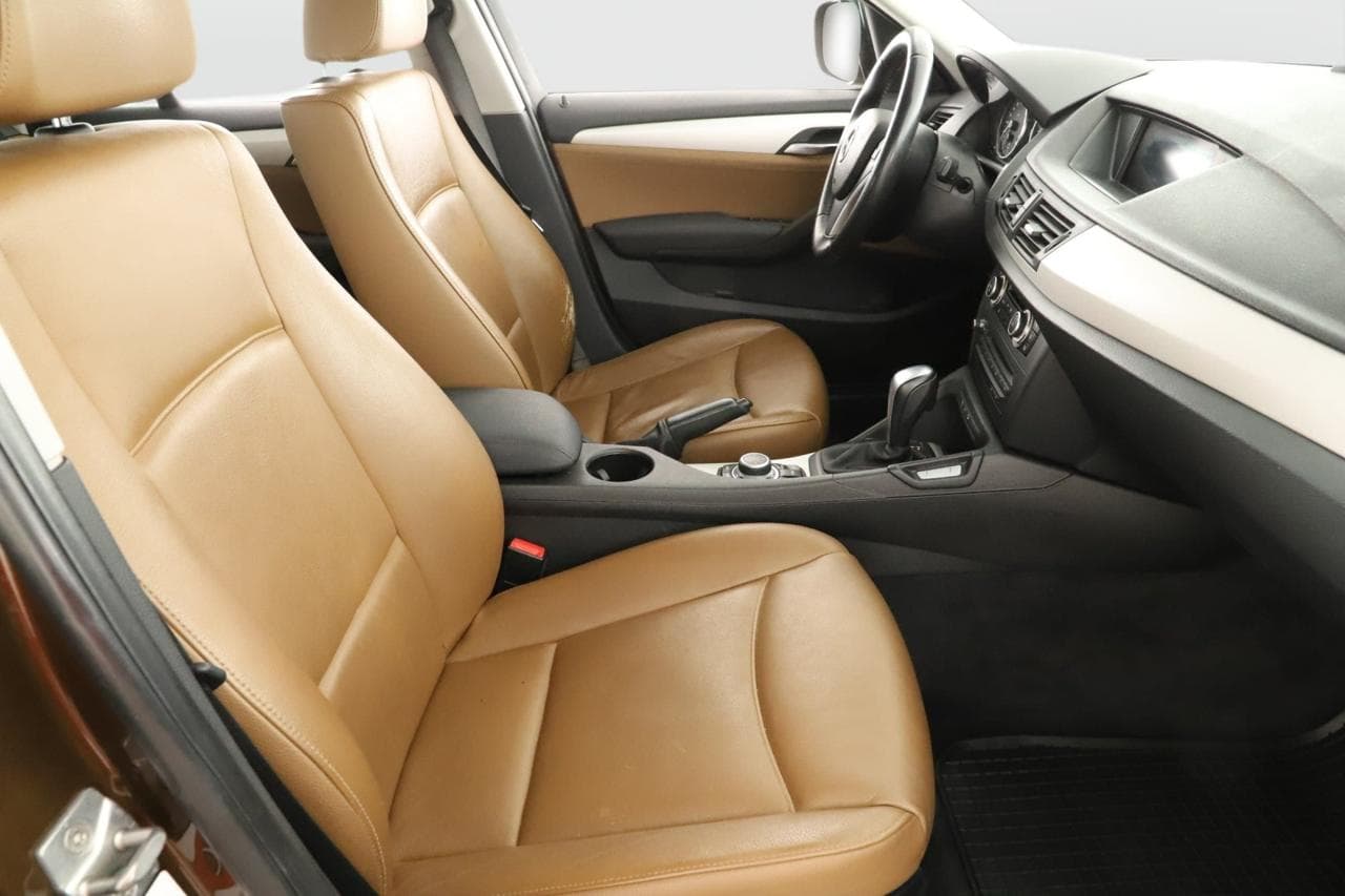 2010 BMW X1 - 9