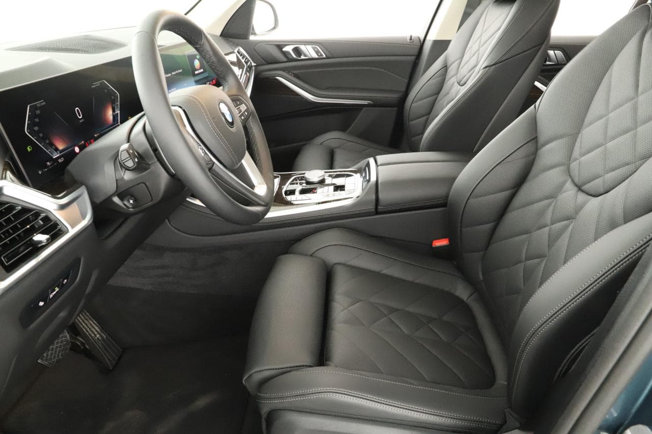 2025 BMW X5 - 13