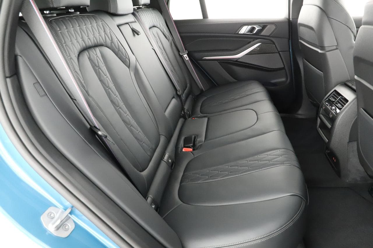 2025 BMW X5 - 11