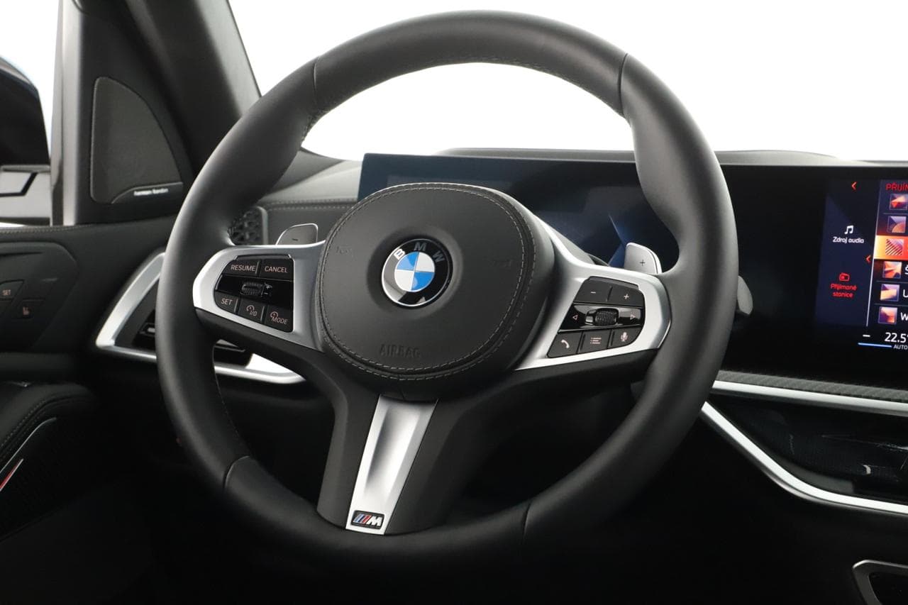 2025 BMW X5 - 14