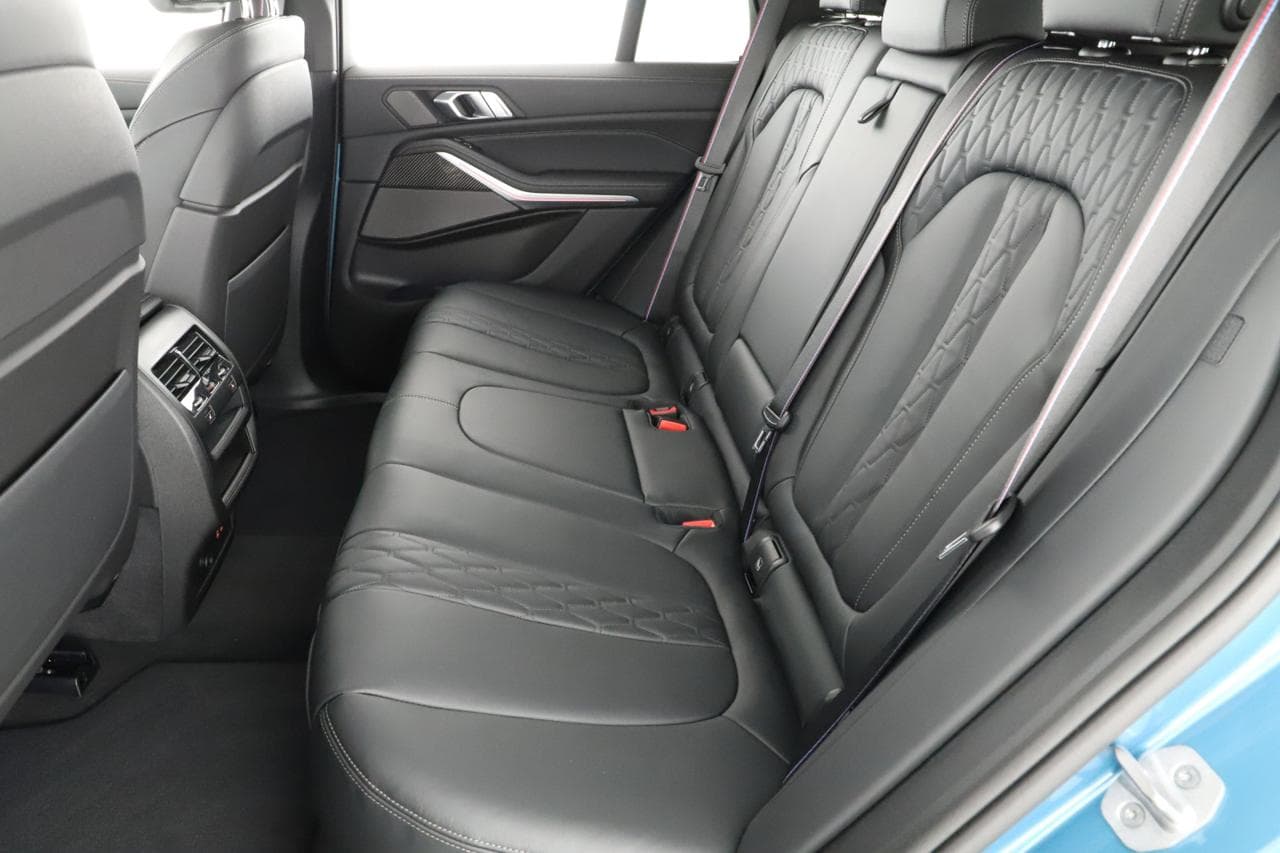 2025 BMW X5 - 12