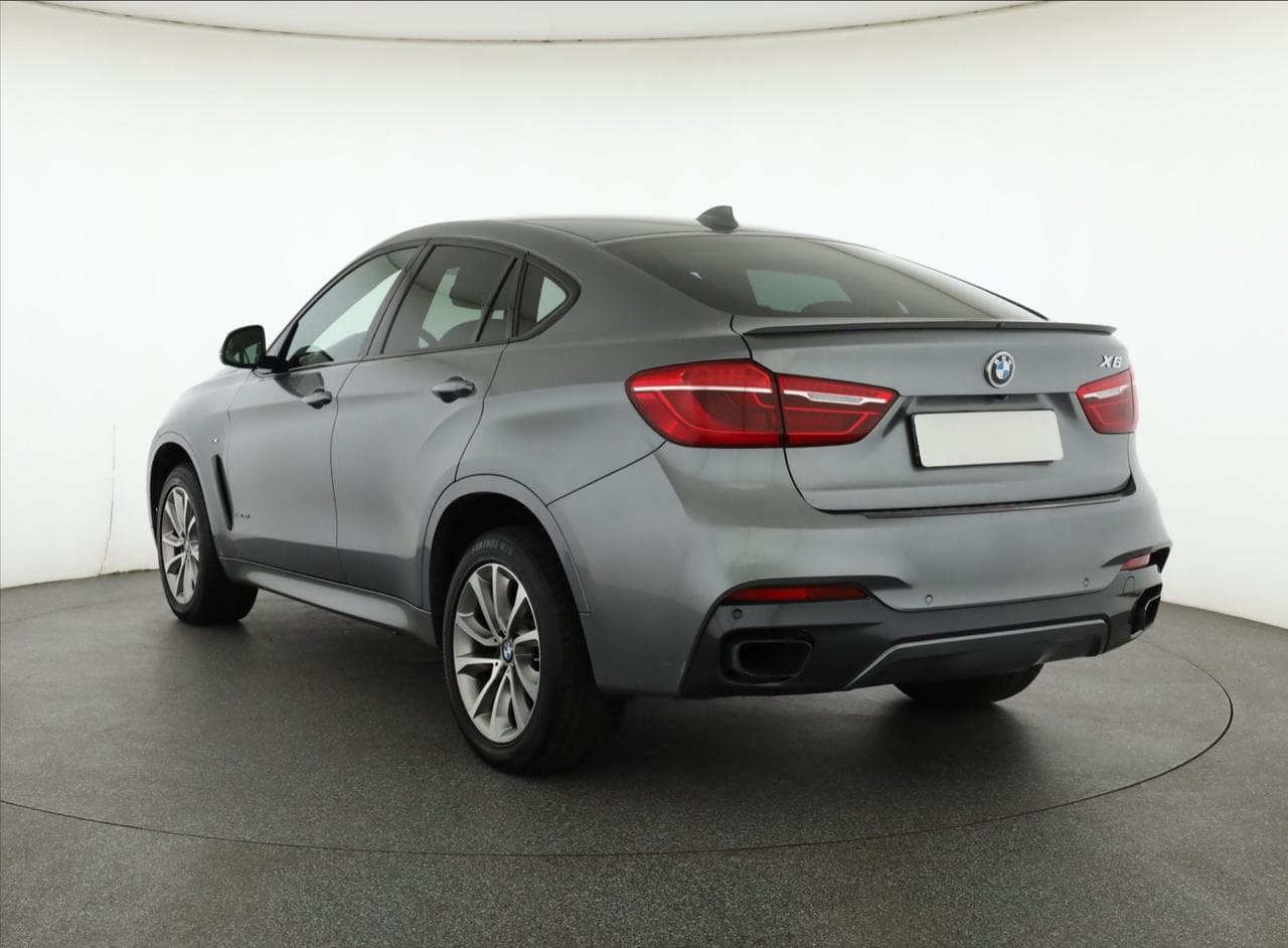 2016 BMW X6 - 8