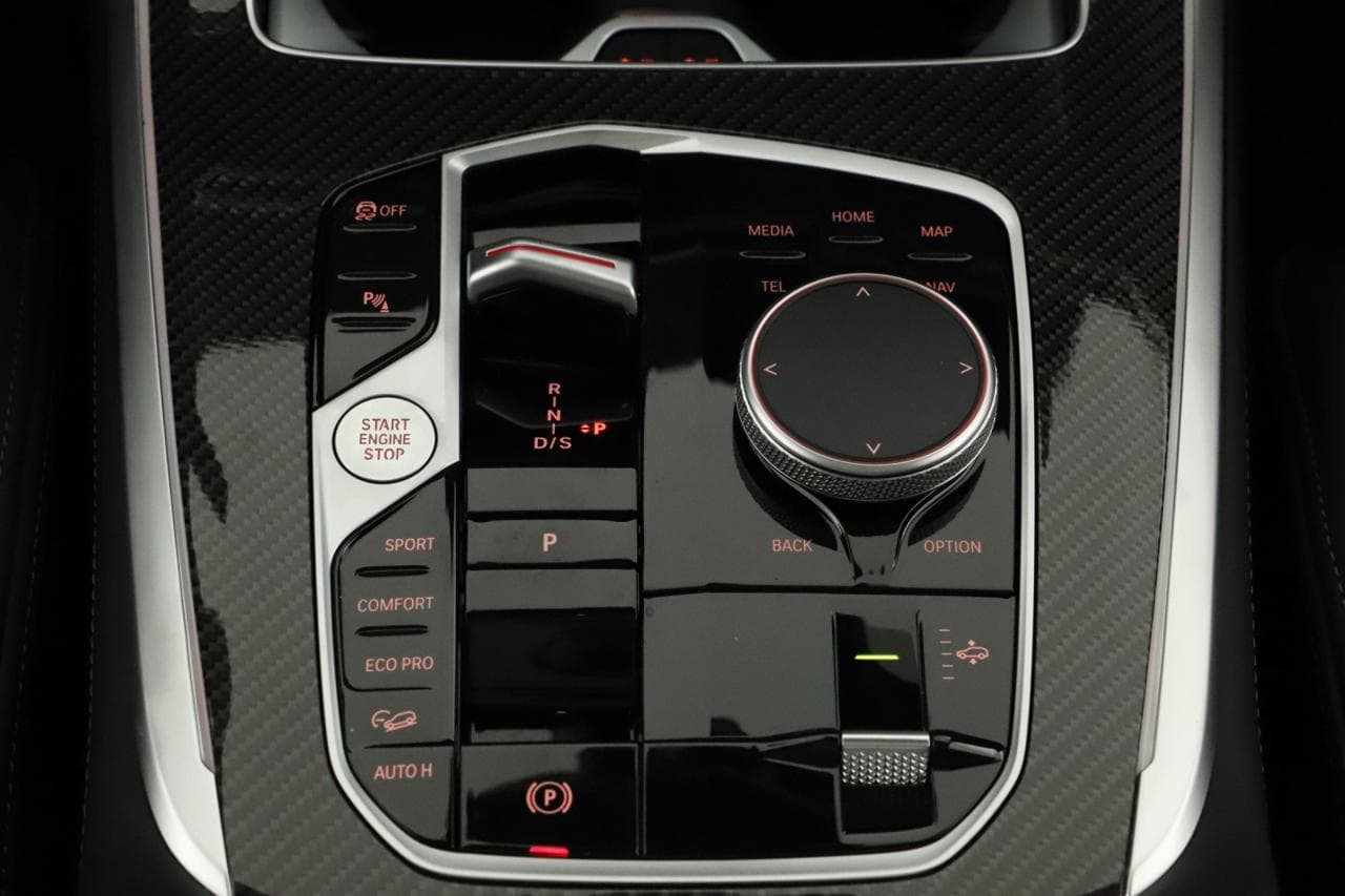 2025 BMW X7 - 35