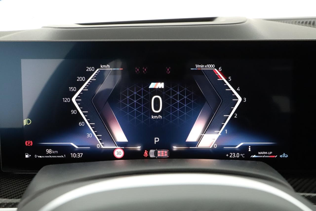 2025 BMW X7 - 30