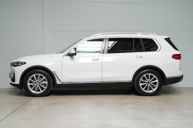 2022 BMW X7 - 6