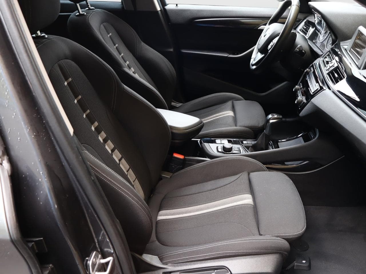 2015 BMW X1 - 10
