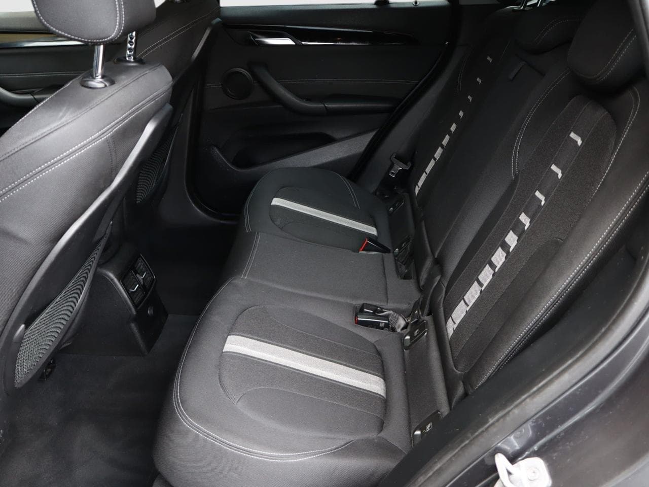 2015 BMW X1 - 13
