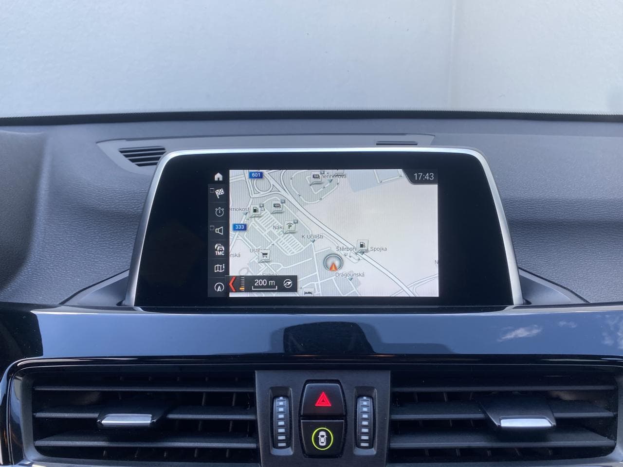 2018 BMW X1 - 26