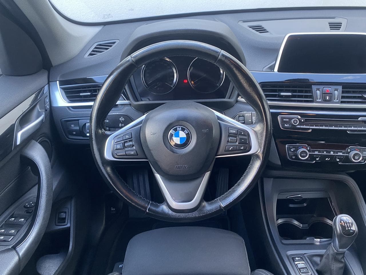 2018 BMW X1 - 11