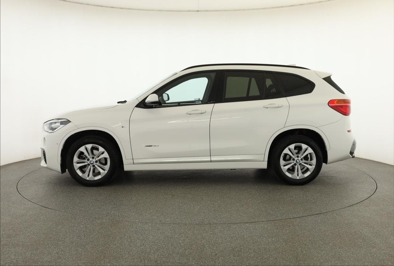 2018 BMW X1 - 5