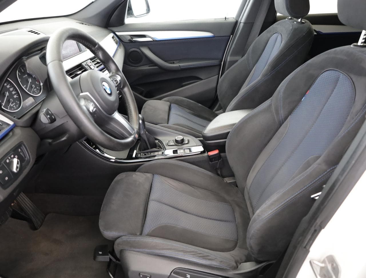 2018 BMW X1 - 30
