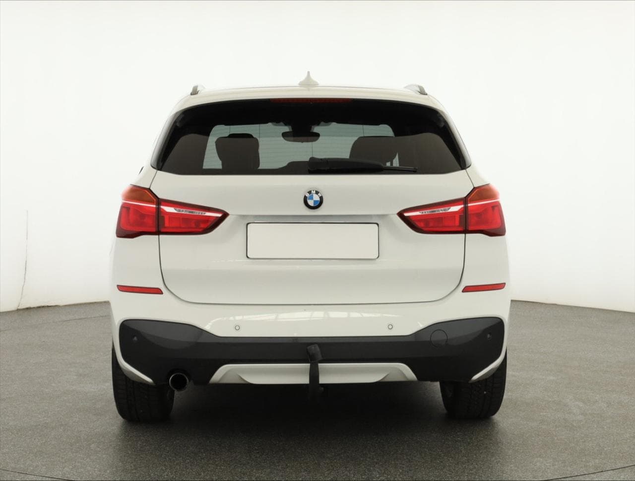2018 BMW X1 - 10