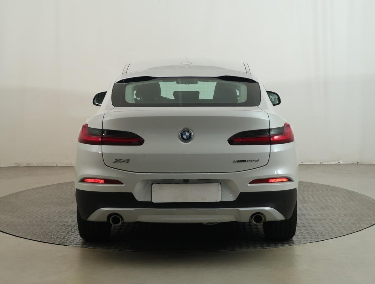 2021 BMW X4 - 6