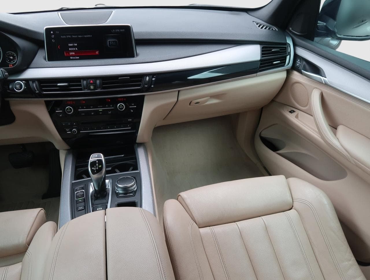 2018 BMW X5 - 11