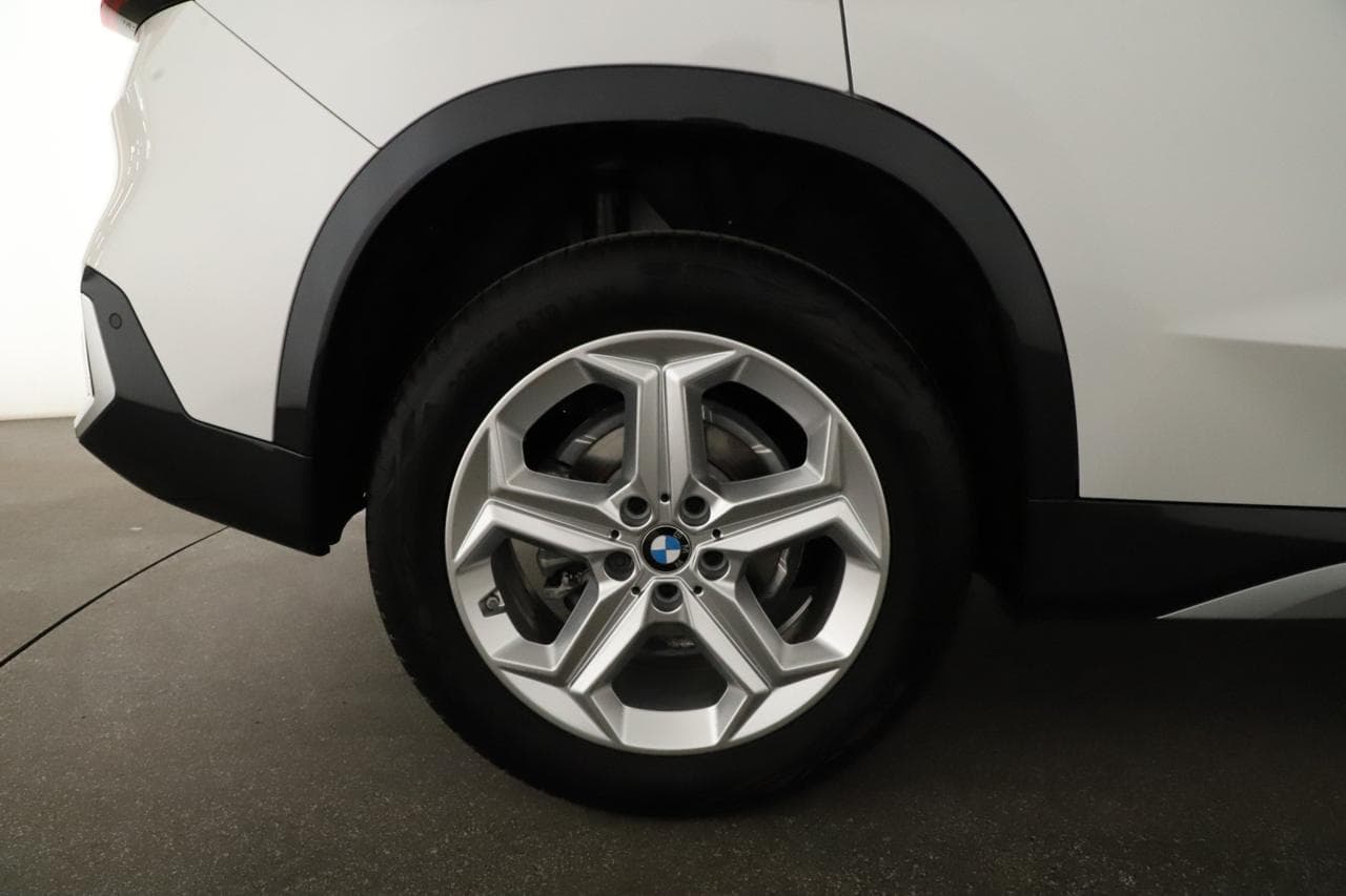 2025 BMW X1 - 18