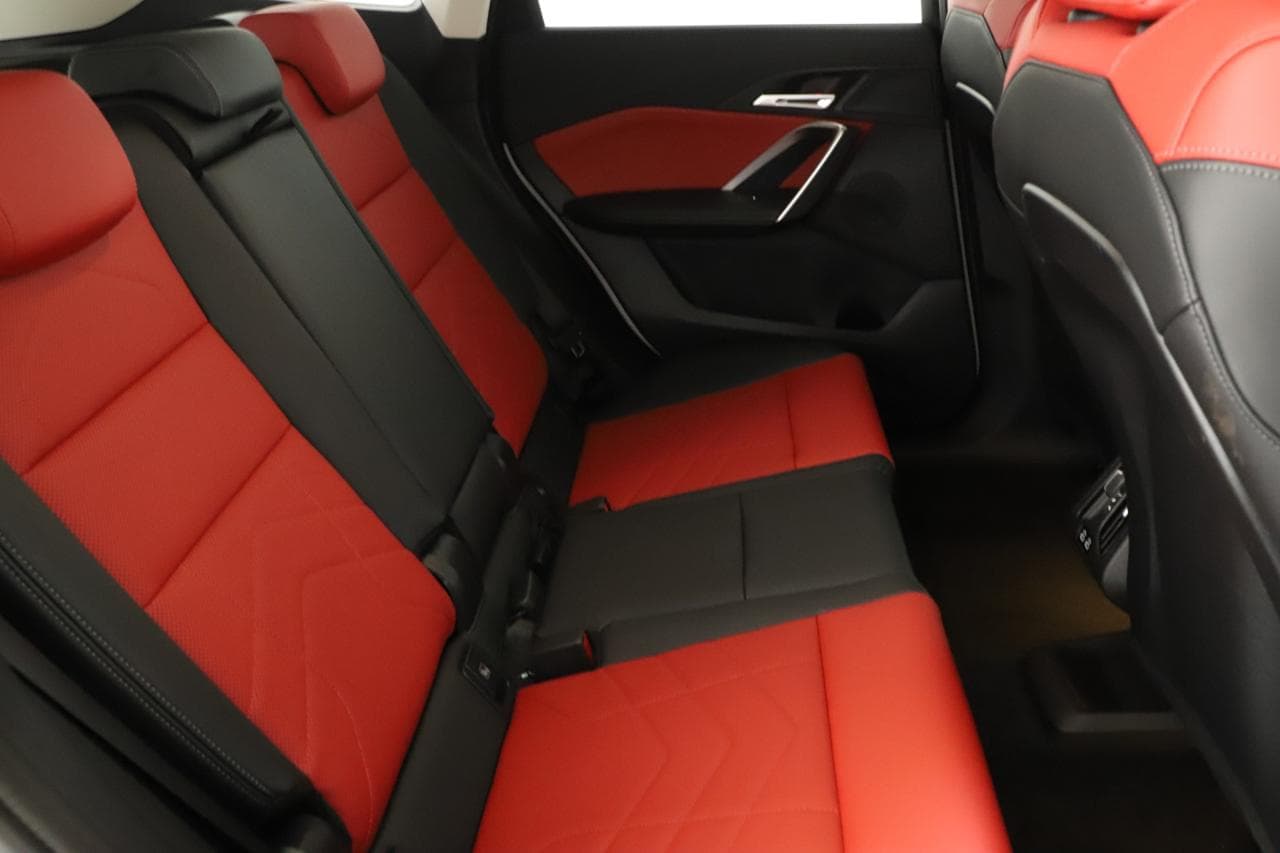 2025 BMW X1 - 11