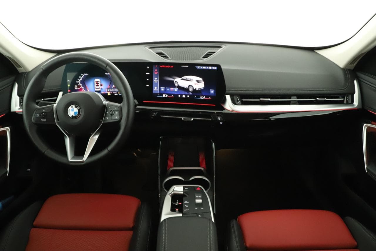 2025 BMW X1 - 9