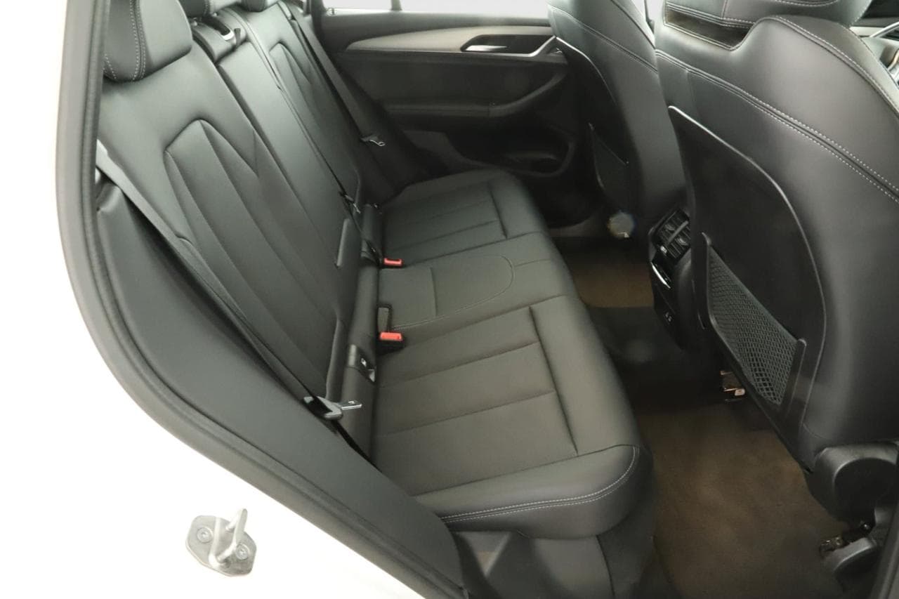 2021 BMW X3 - 11