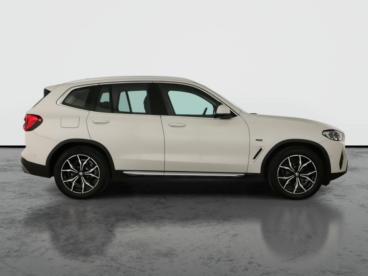 2021 BMW X3 - 8