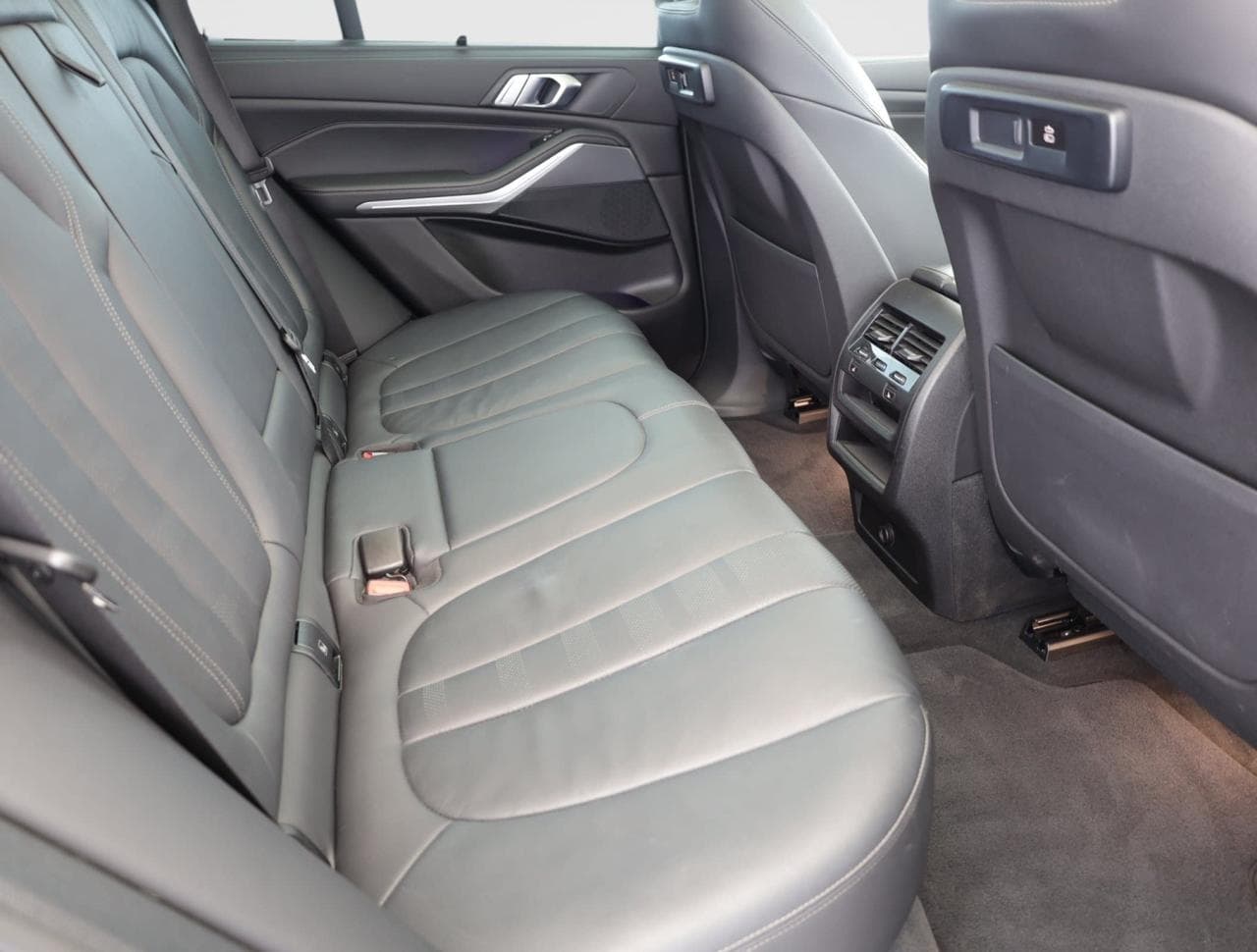 2021 BMW X5 - 11