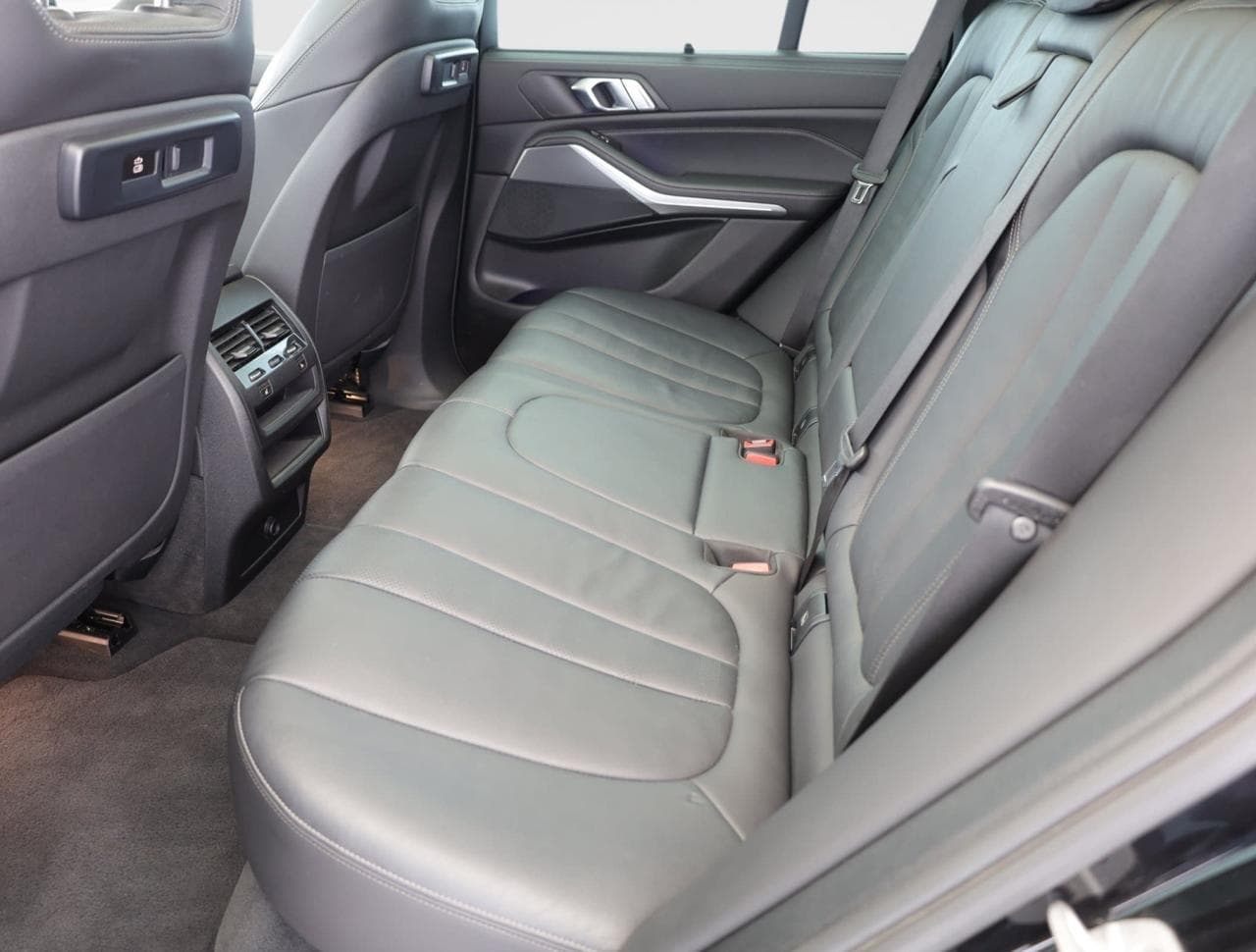 2021 BMW X5 - 12