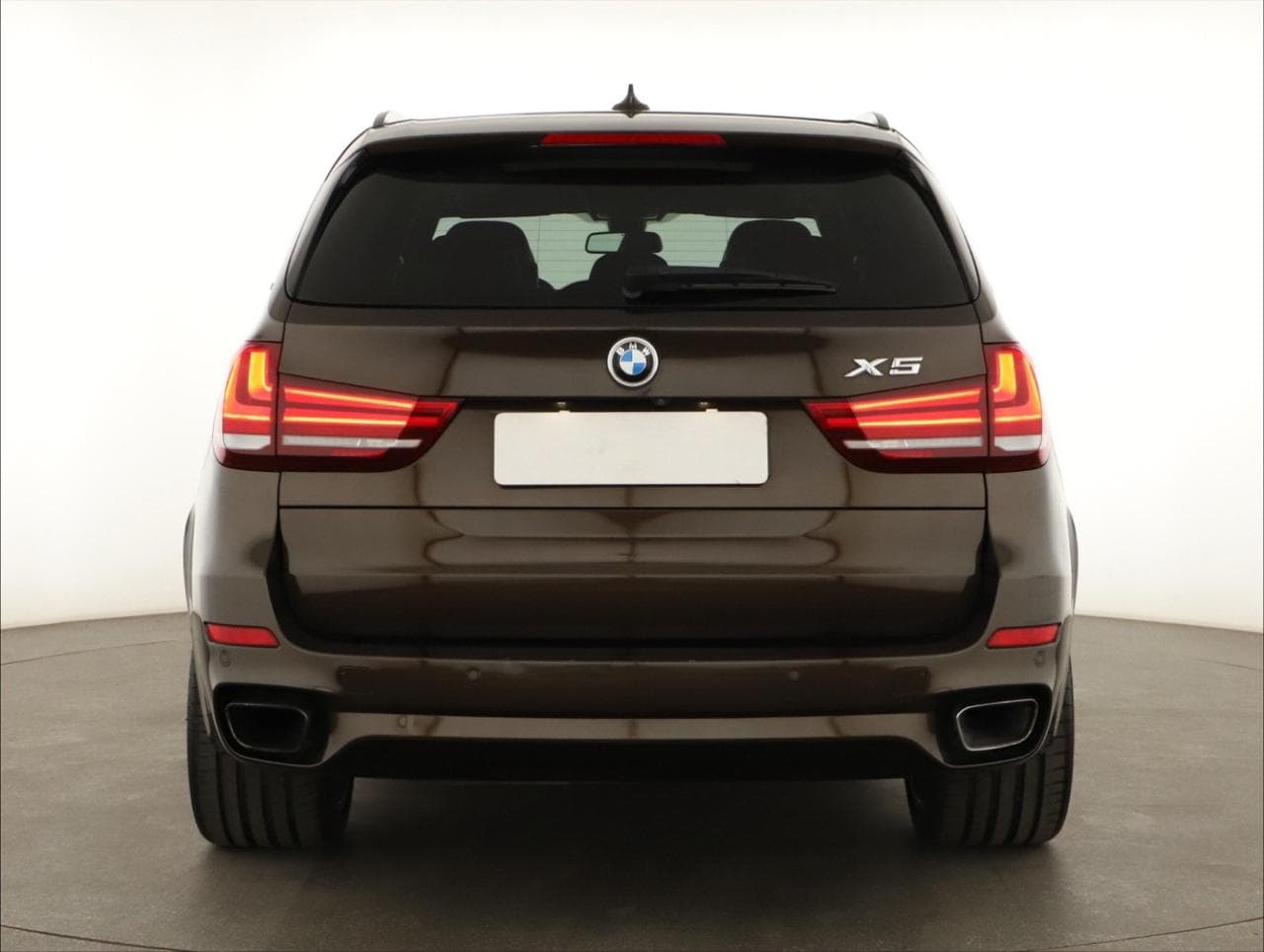 2017 BMW X5 - 10