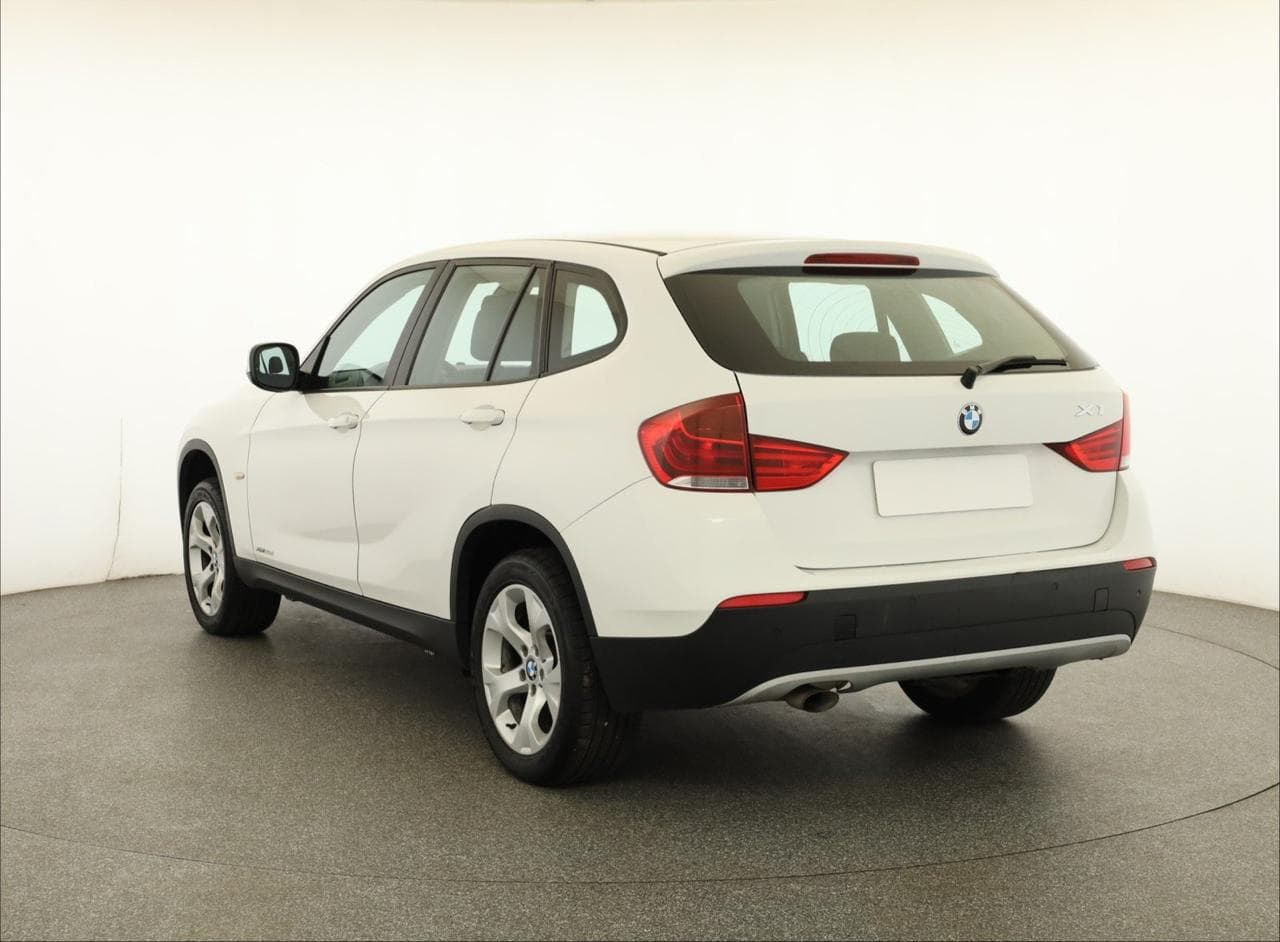 2009 BMW X1 - 5