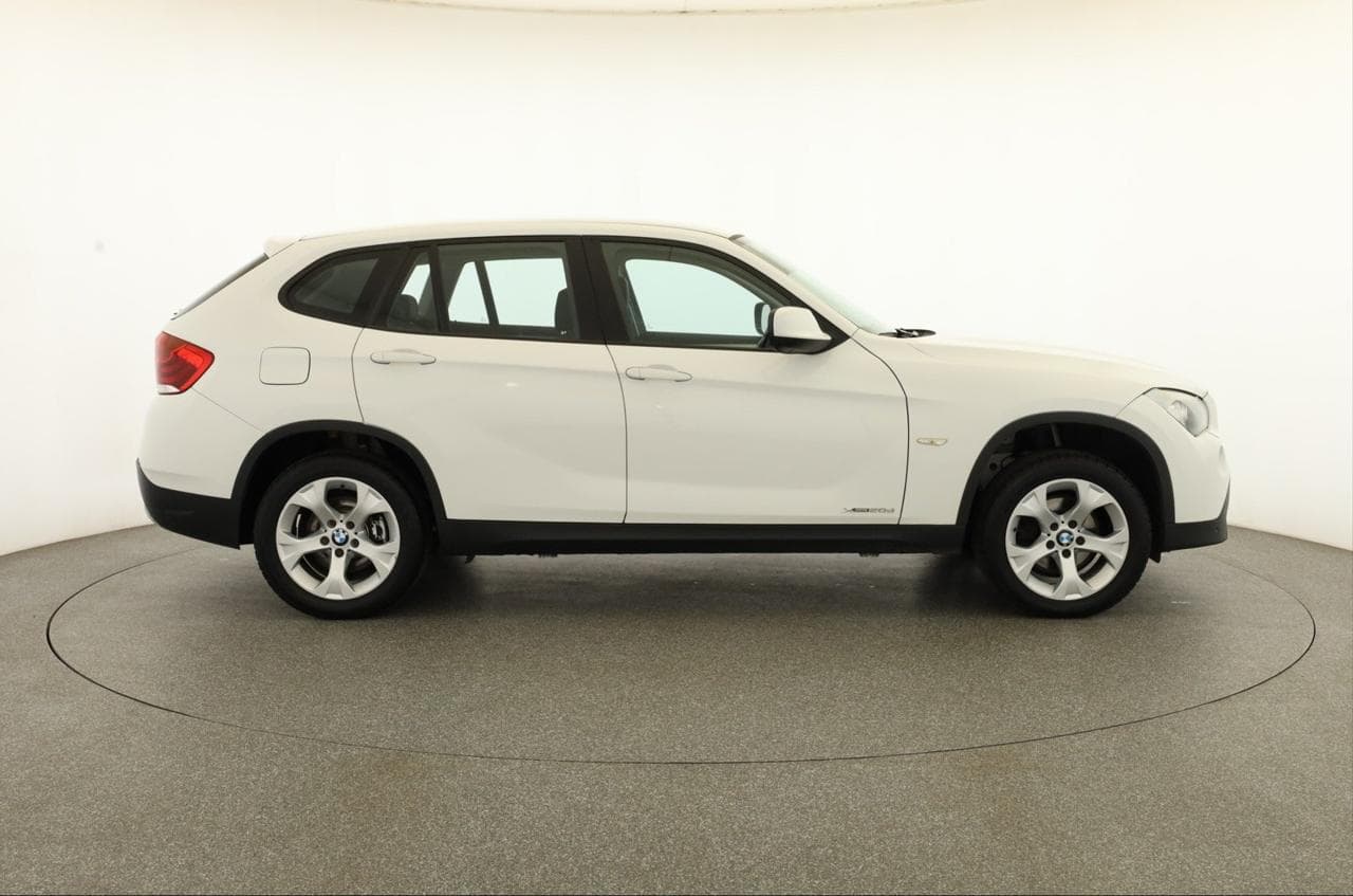 2009 BMW X1 - 8