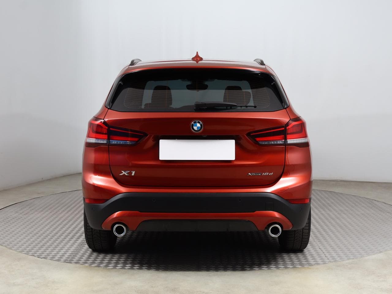 2020 BMW X1 - 9
