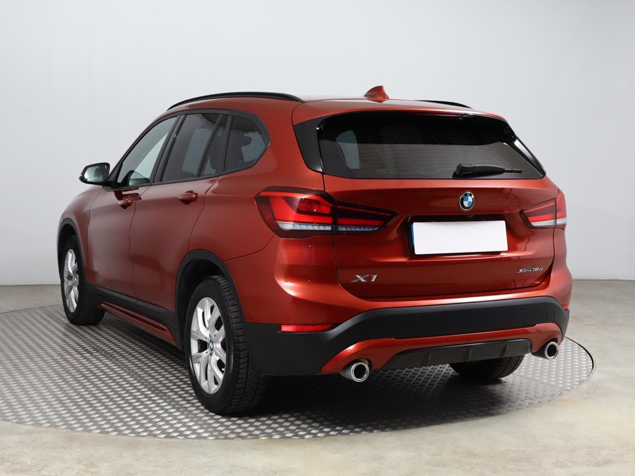 2020 BMW X1 - 7