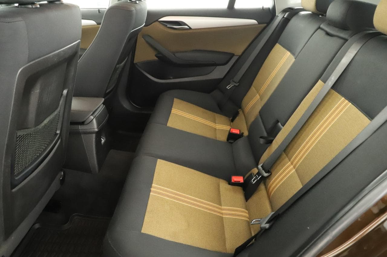 2010 BMW X1 - 18
