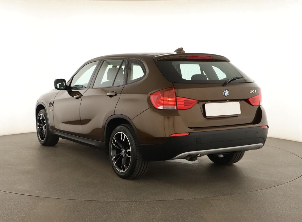 2010 BMW X1 - 8