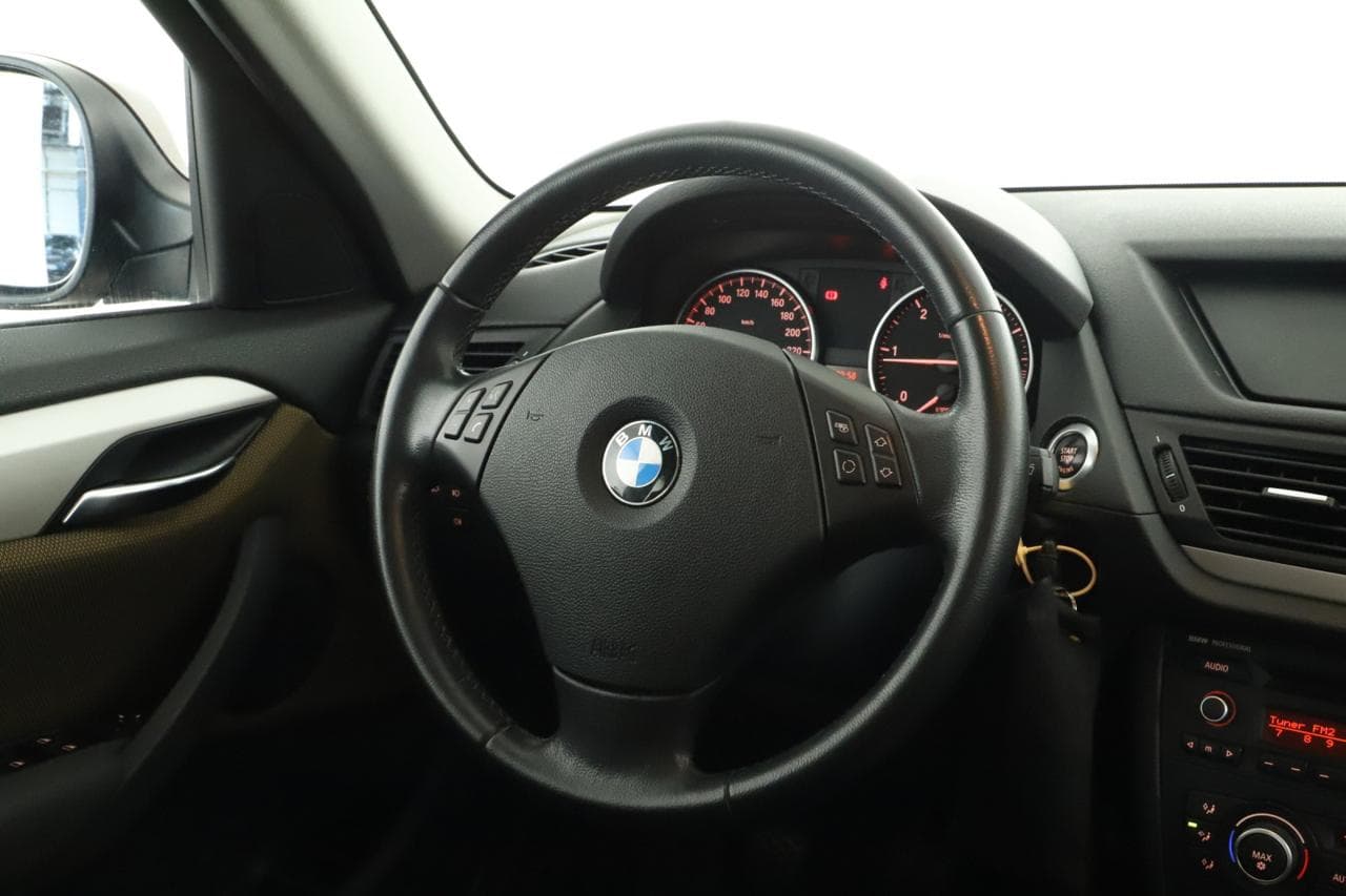 2010 BMW X1 - 23