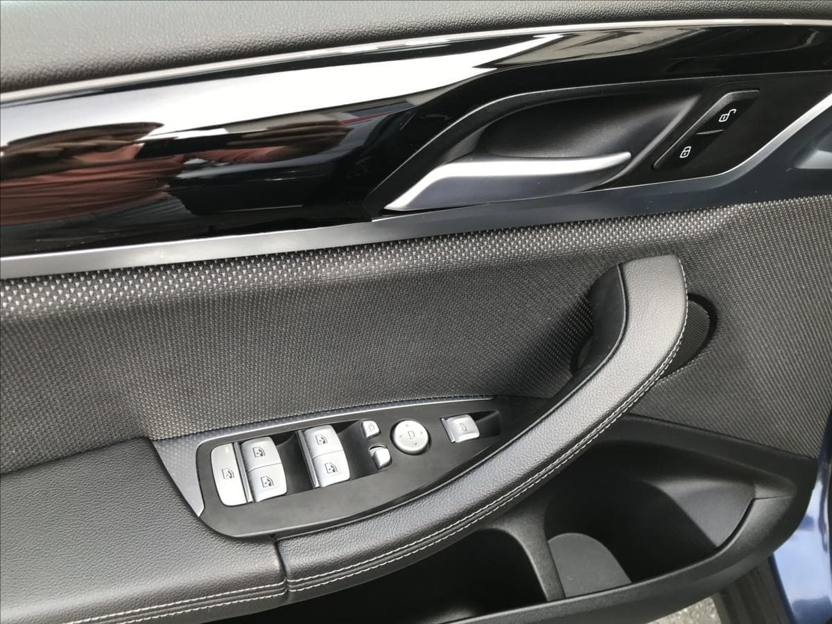 2020 BMW X3 - 14