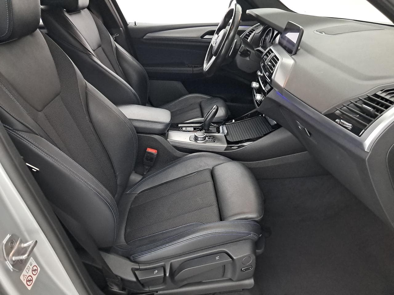2020 BMW X3 - 17