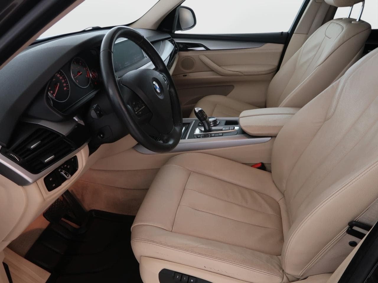 2014 BMW X5 - 16