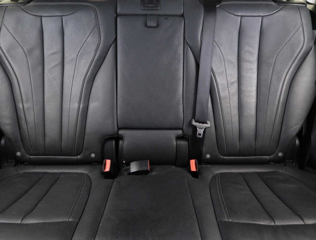 2018 BMW X5 - 14