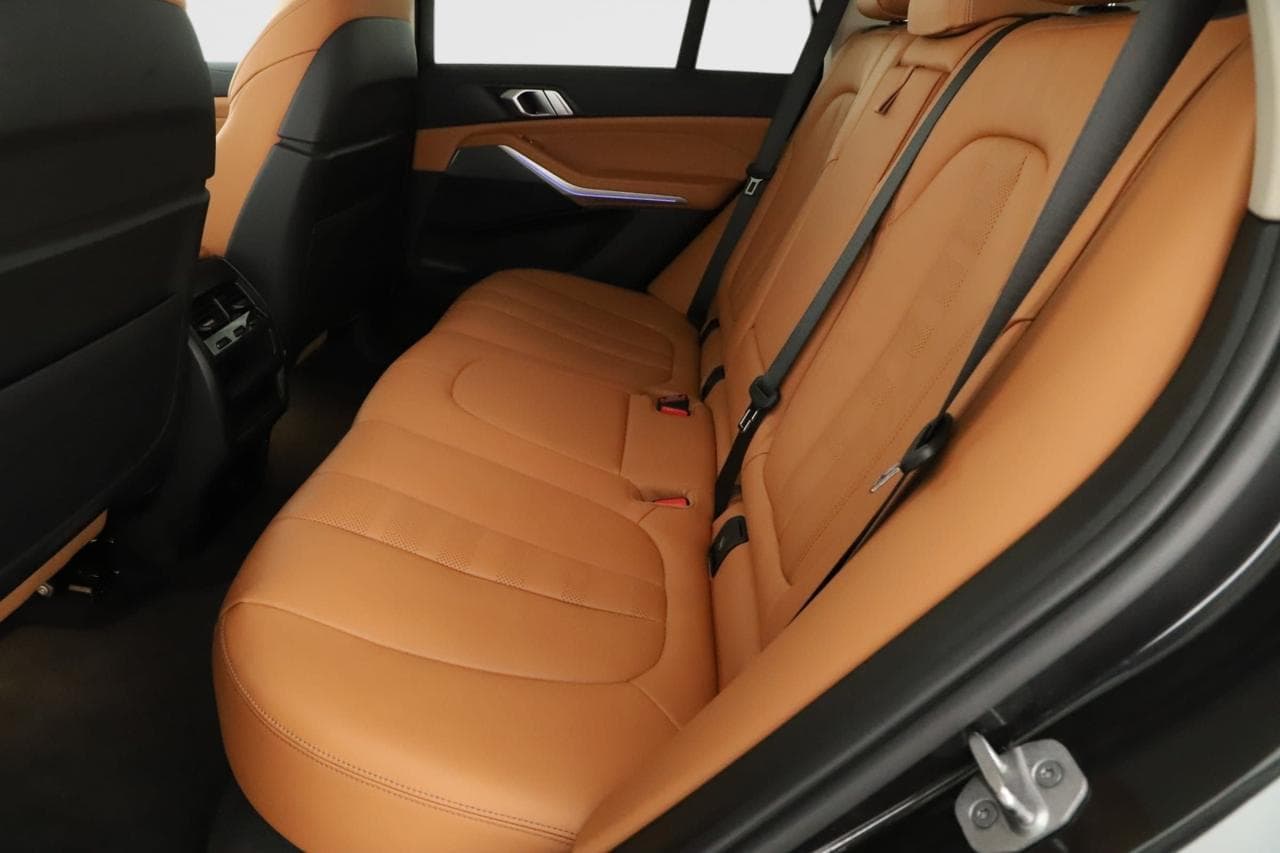 2022 BMW X5 - 16