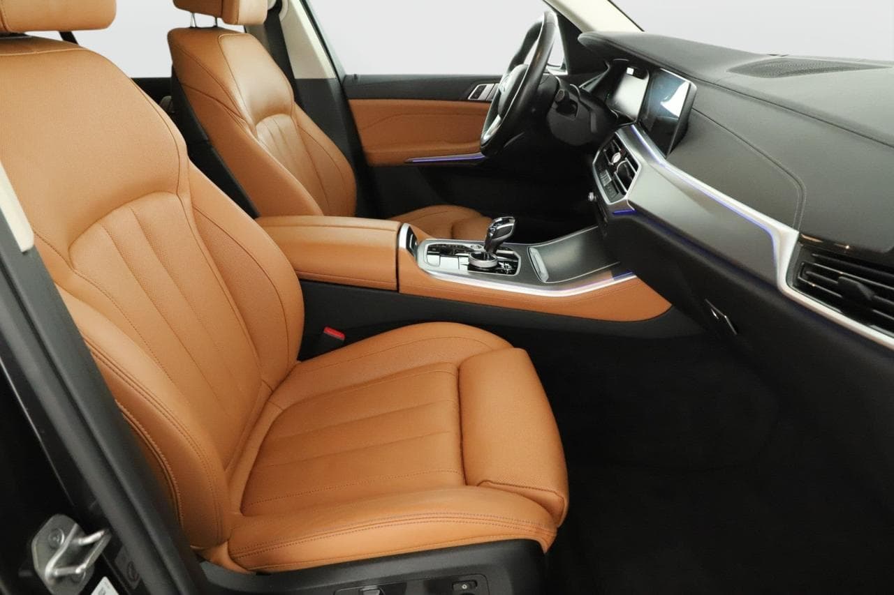 2022 BMW X5 - 12