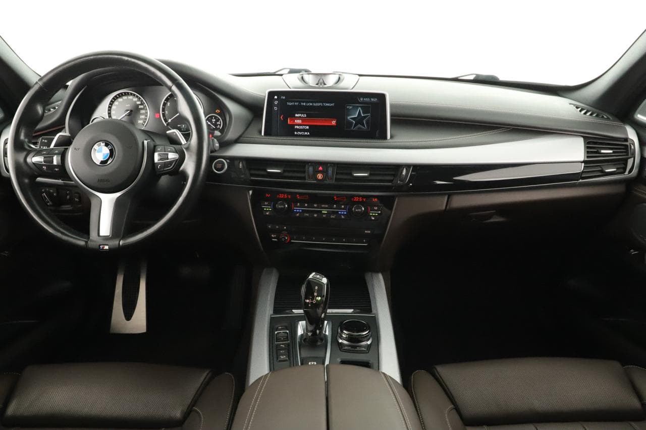 2017 BMW X5 - 15