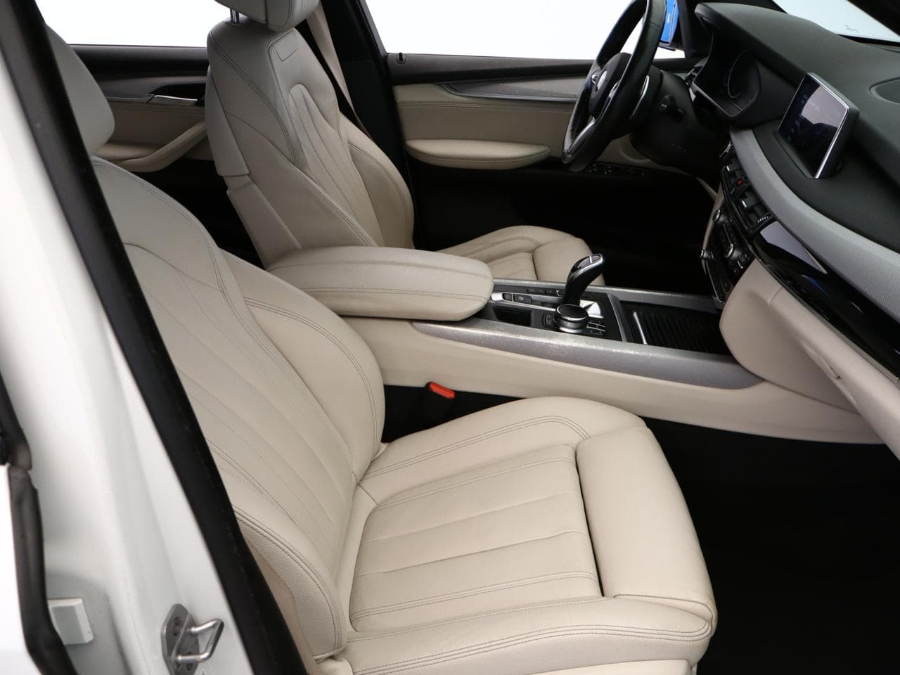 2017 BMW X5 - 17