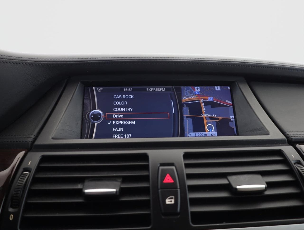 2010 BMW X6 - 26