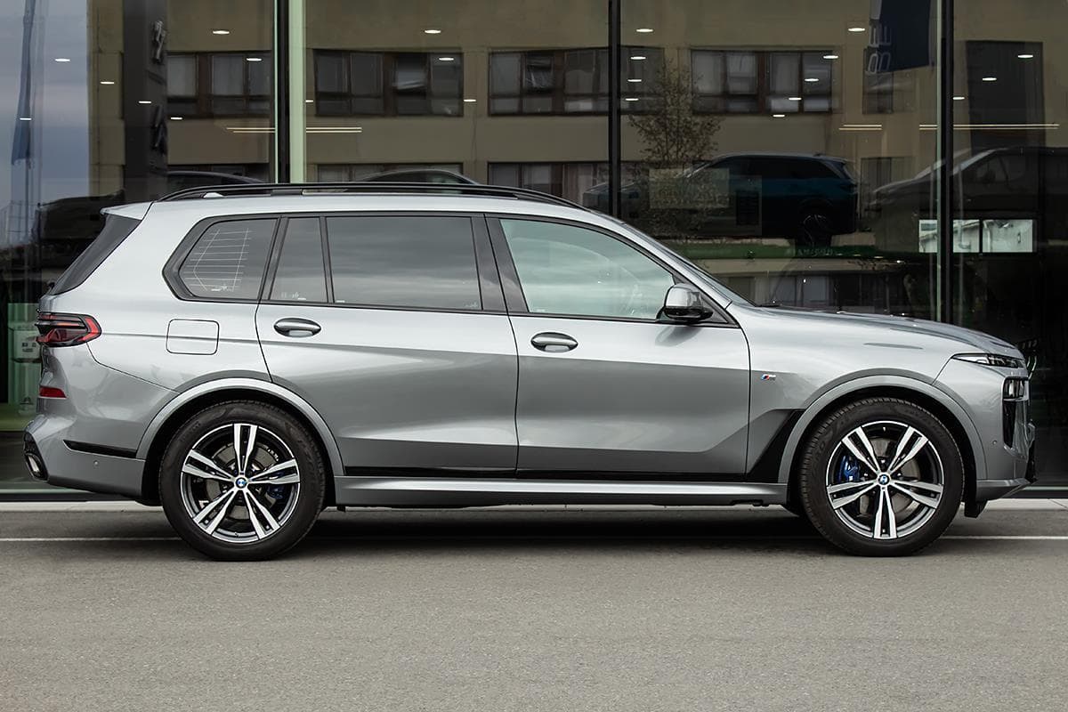 2023 BMW X7 - 5