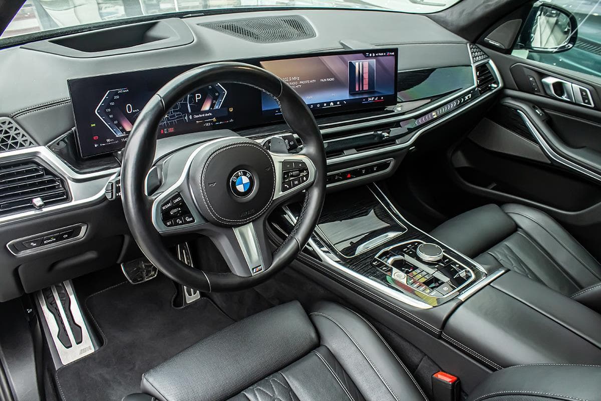 2023 BMW X7 - 13