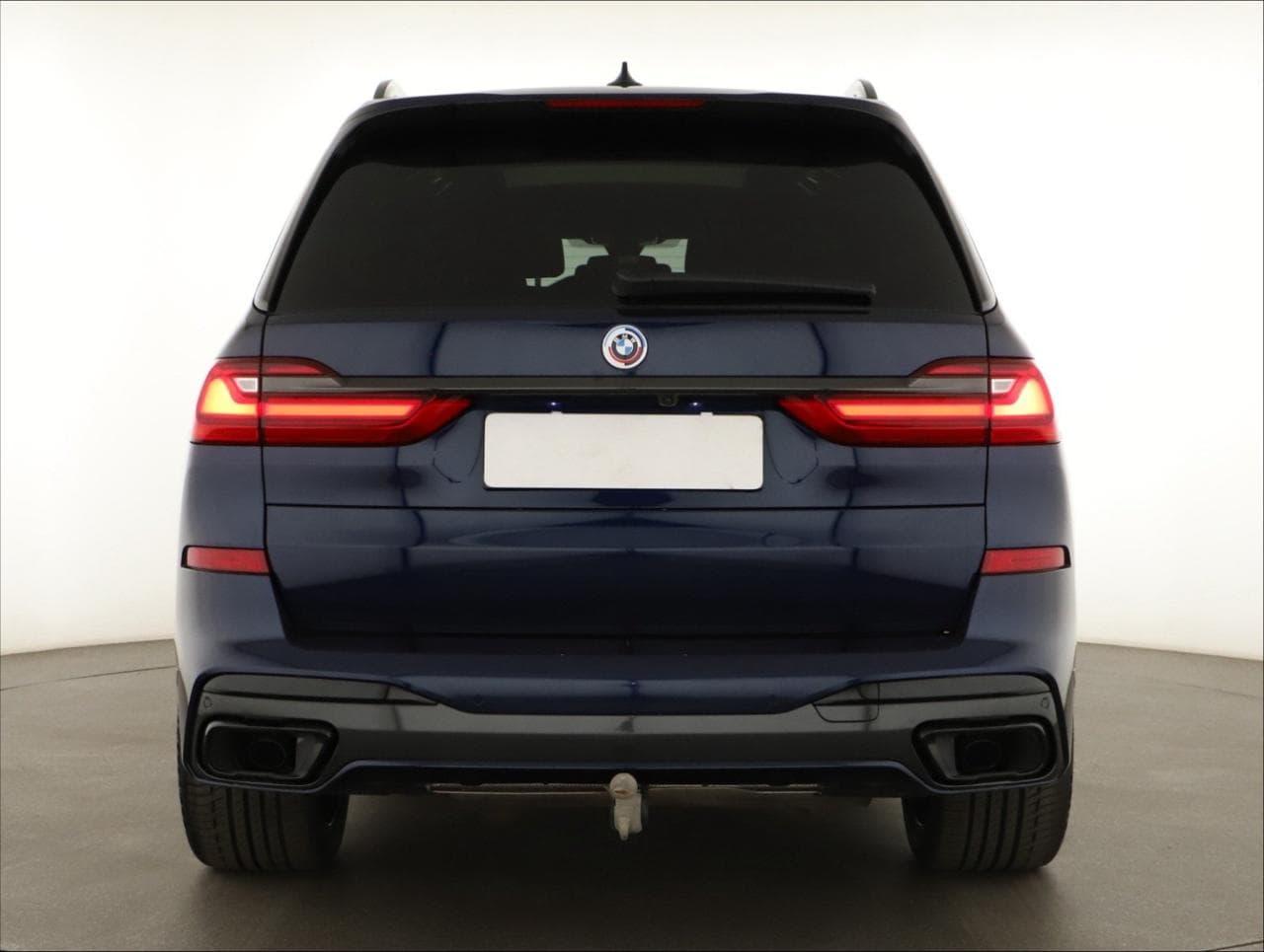 2022 BMW X7 - 6